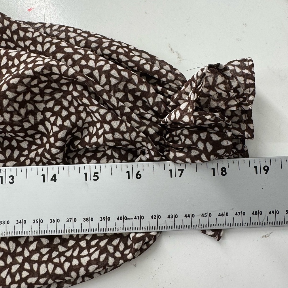 Petal + Pup Brown Heart Print Long Sleeve Cropped Blouse Size 0 US / 4 AU - Picture 8 of 11